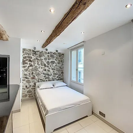 37 Rue Meynadier / Bia1820 / St Apartment Cannes